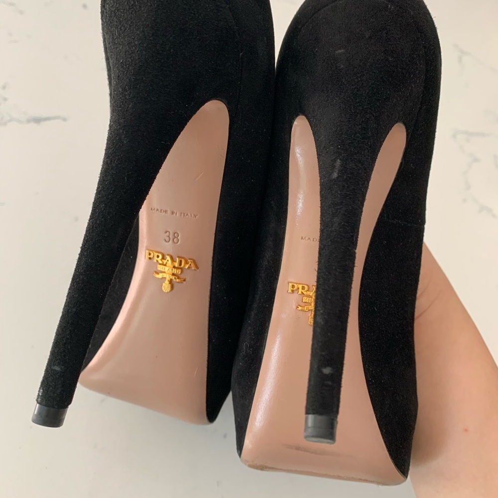 Prada Pumps - Picture 5 of 8